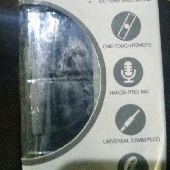 New Unopened Billboard Stereo Earbuds with Mic - Picture 3 of 3